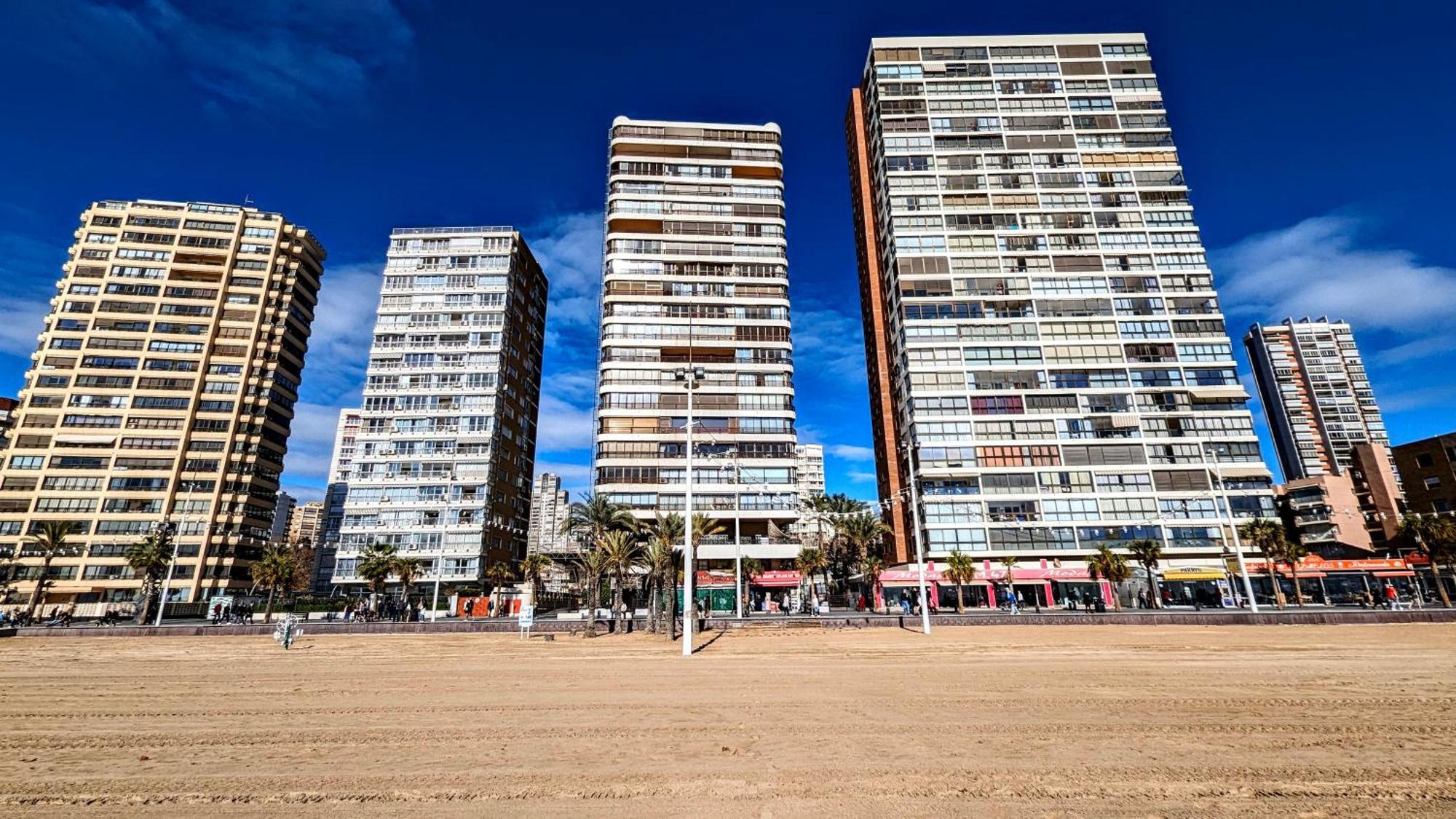 Las Arenas Sea Front Apartments Benidorm Luaran gambar