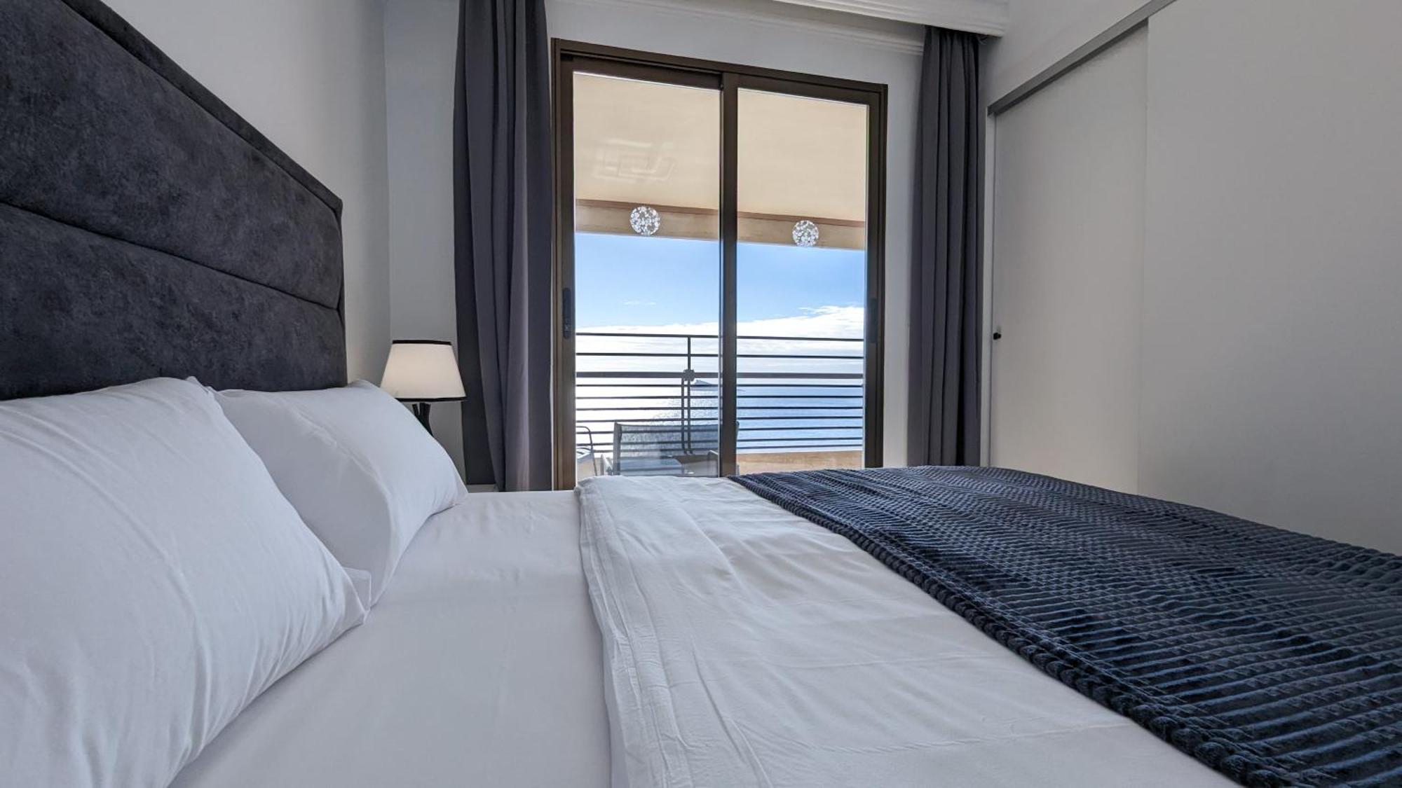 Las Arenas Sea Front Apartments Benidorm Luaran gambar
