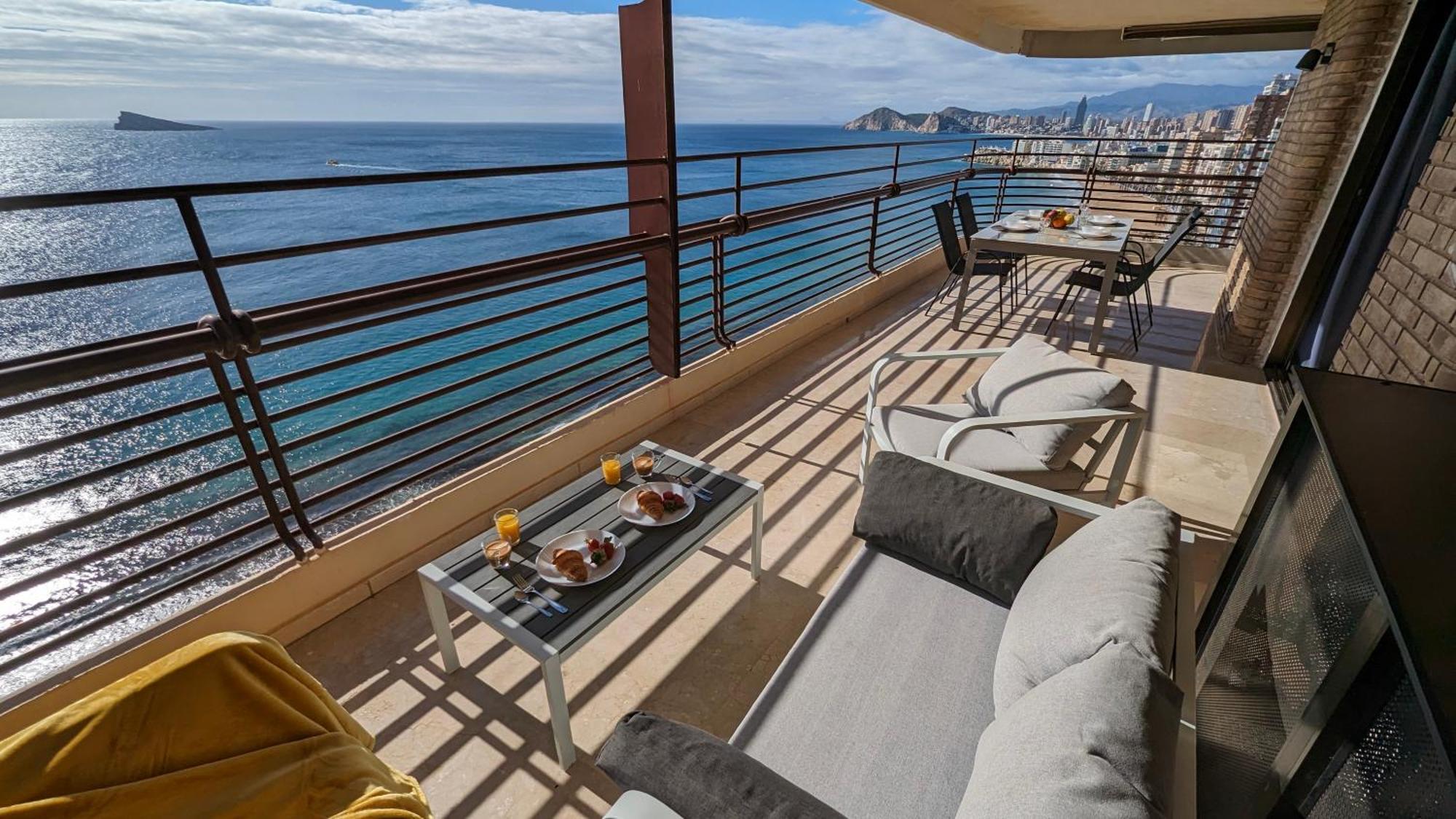 Las Arenas Sea Front Apartments Benidorm Luaran gambar