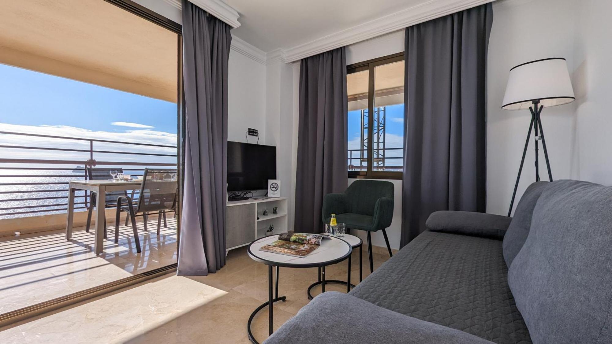 Las Arenas Sea Front Apartments Benidorm Luaran gambar